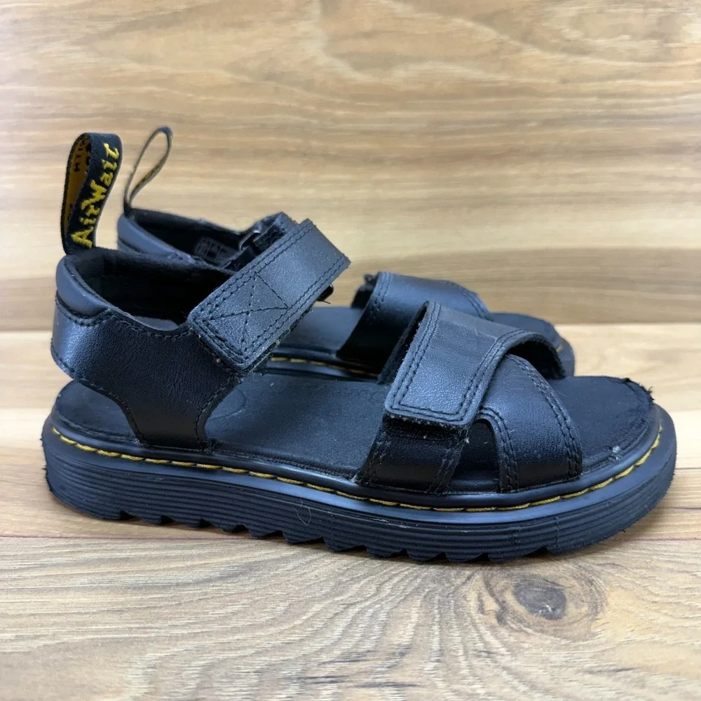 Dr Martens Vossie J Girls Sandals Size 2 EU 33 Black Adjustable Walking Everyday